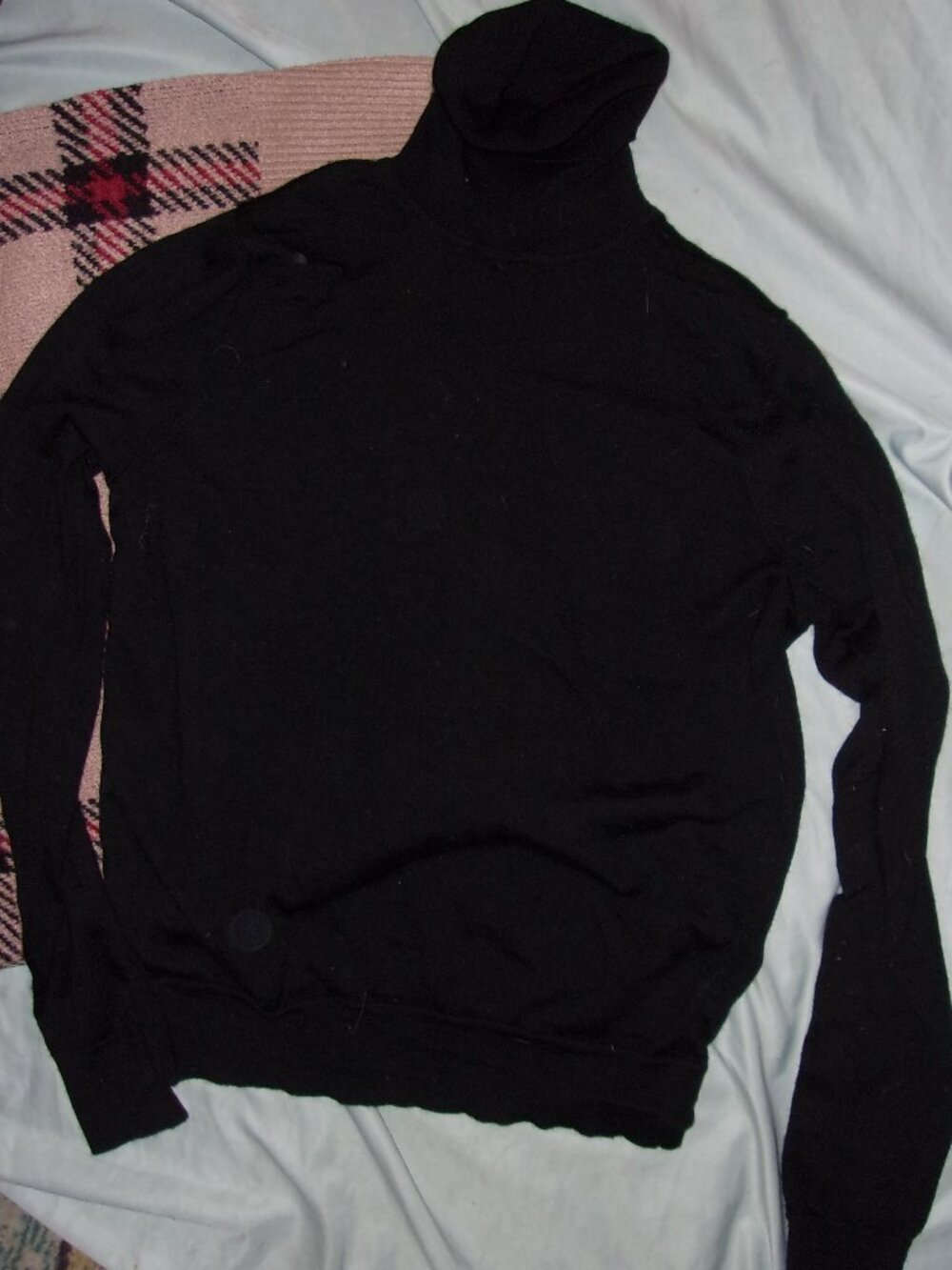 100% wool long sleeve size small womens black  shirt turtle neck